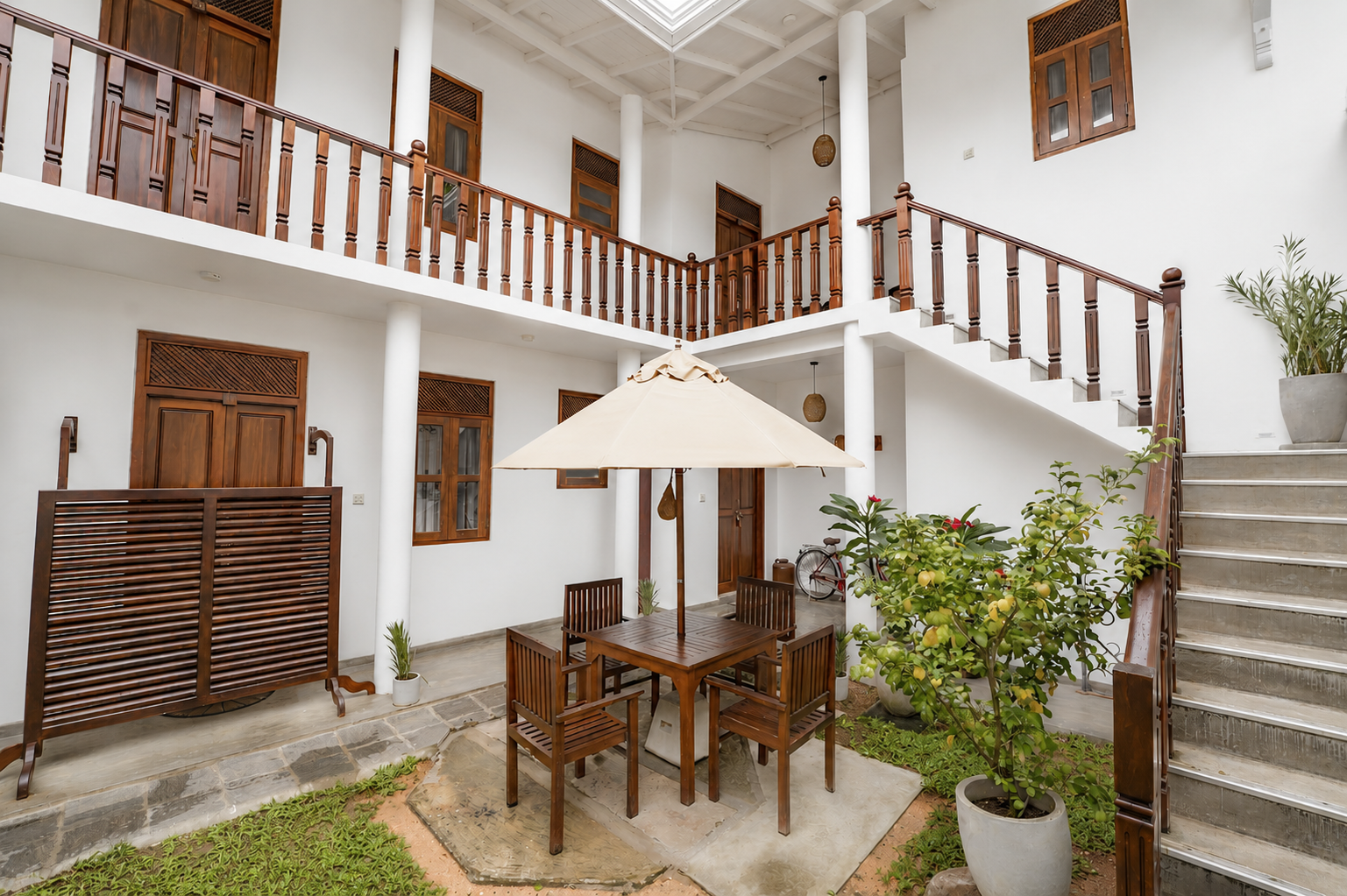 Arches Fort Hotel